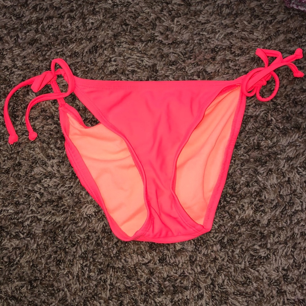 XS got pink bathing suit bottoms